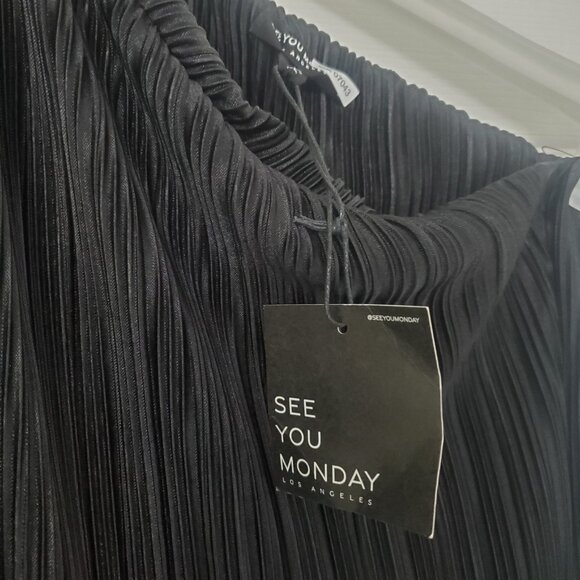 See You Monday Black Dress – Size XL - Picture 3 of 6